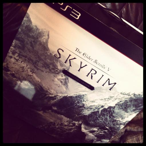 TES V: Skyrim. Коллекционное издание, анбоксинг - Изображение 1 TES V: Skyrim. Коллекционное издание, анбоксинг - Изображение 1