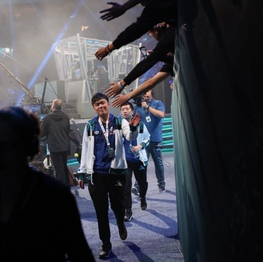 Newbee идут по стопам Na`Vi. Итоги 5 дня плей-офф TI7 по Dota 2
. - Изображение 4 Newbee идут по стопам Na`Vi. Итоги 5 дня плей-офф TI7 по Dota 2
. - Изображение 4