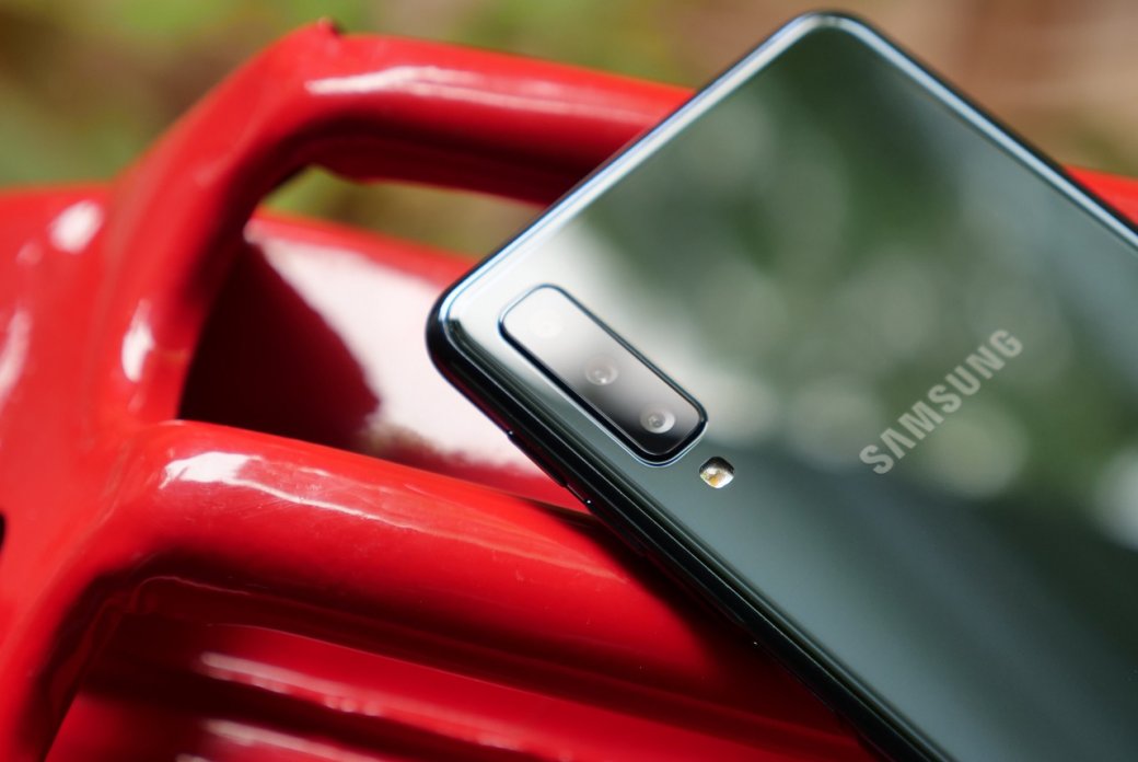 Samsung представила смартфоны среднего сегмента Galaxy A30 и Galaxy A50 | SE7EN.ws - Изображение 1