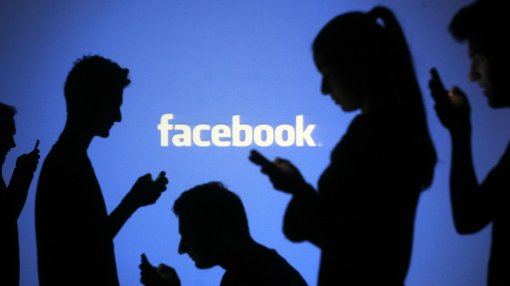 Facebook создаст свою копию для ботов. Они будут копировать людей и находить бреши в безопасности
