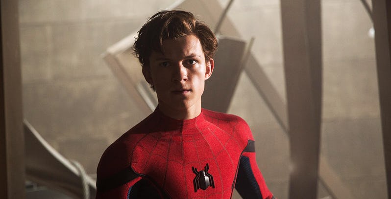 Marvel Studios представила официальный логотип фильма «Человек-паук: Вдали от дома». - Изображение 1